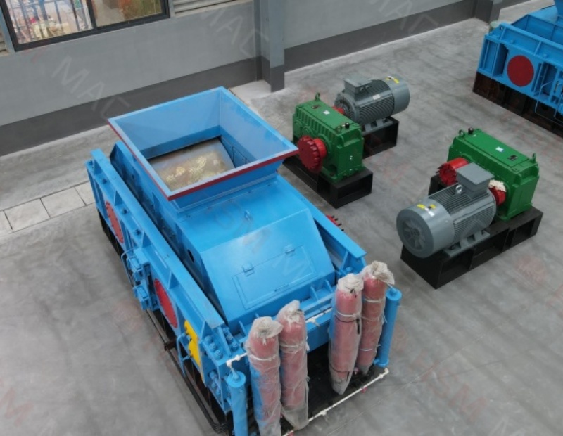 埋弧焊焊劑對輥破碎機